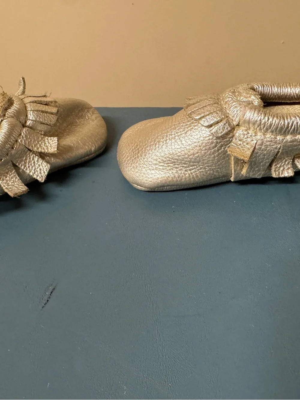 Freshly Picked Infant leather moccasin size 1 Platinum